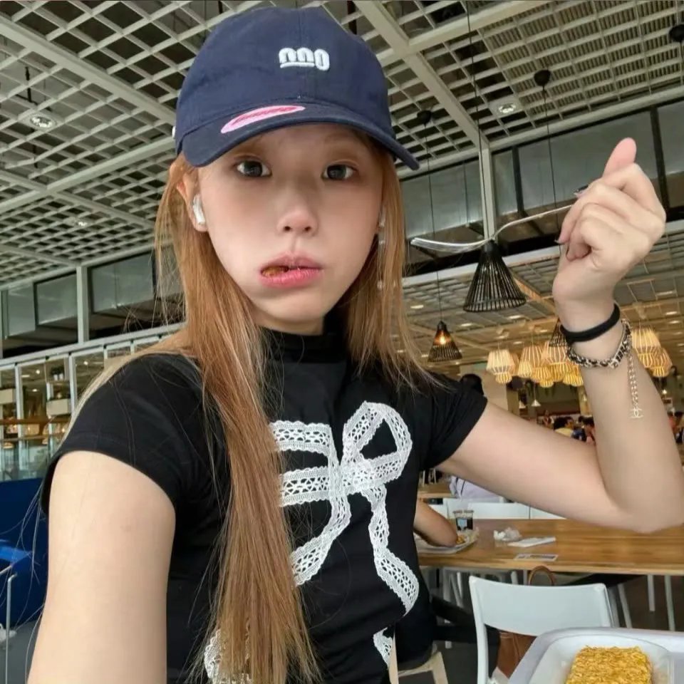 黑色手铐
